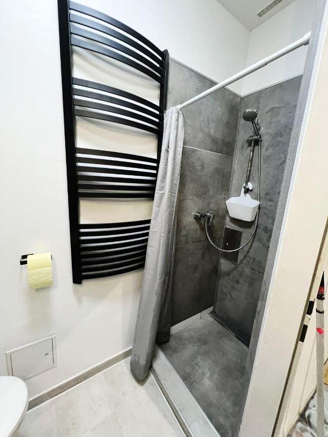וינה Wl Apartments #10R מראה חיצוני תמונה